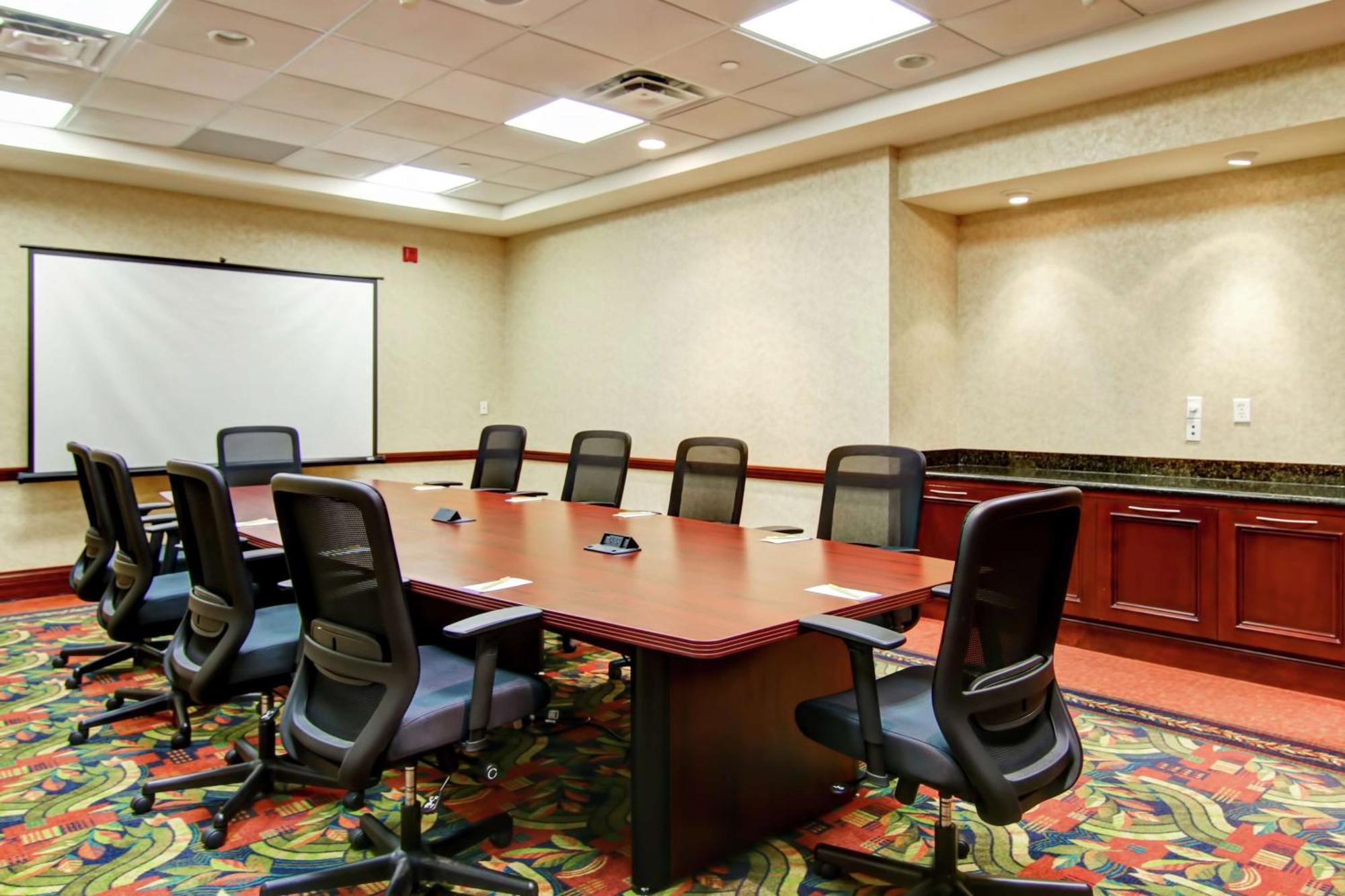 Hilton Garden Inn Toronto/Burlington Luaran gambar